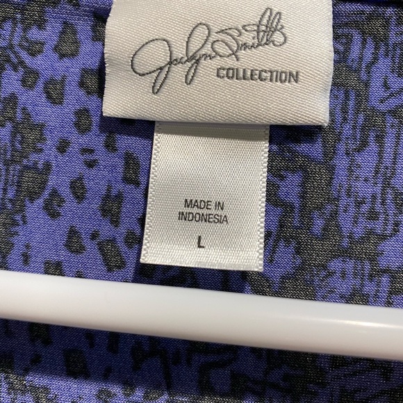 Ladies skirt and blouse - Picture 6 of 6